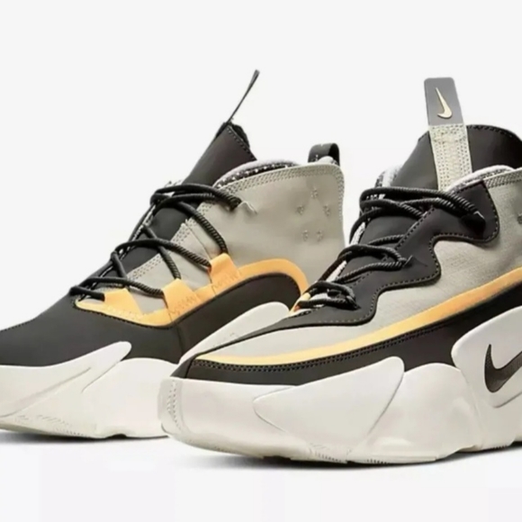 Nike React Frenzy THE10TH - Newsprint Melon Tint 2020 - Picture 1 of 5